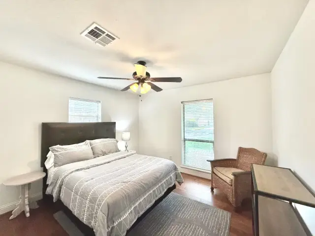 Casa Emilio bedroom, furnished house in Texas Medical Center / Meyerland, Houston — luxury furnished housing in Houston