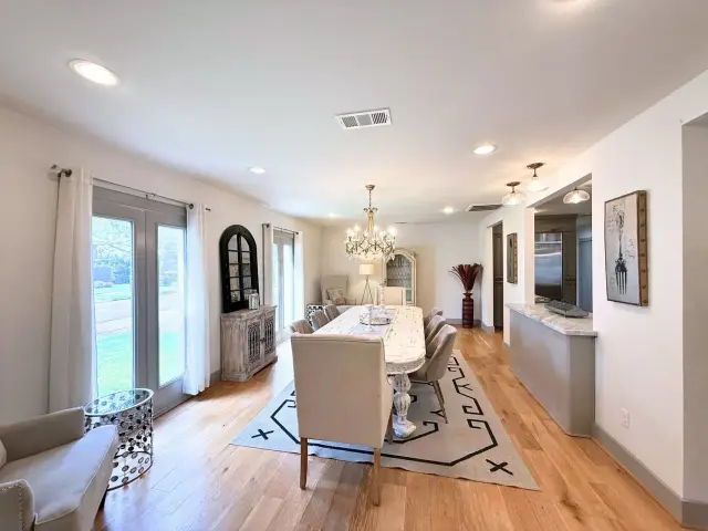 Chateau Gold dining room, furnished house in Texas Medical Center / West University, Houston — luxury furnished housing in Houston