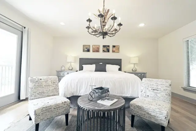 Chateau Gold primary bedroom, furnished house in Texas Medical Center / West University, Houston — luxury furnished housing in Houston